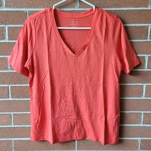 ⚡2/$20⚡Malibu V-Neck Tee - Banana Republic